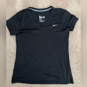NIKE women’s medium Dri-fit V-Neck short sleeve